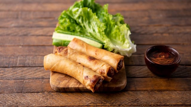 Crispy Egg Roll (3 Pieces).