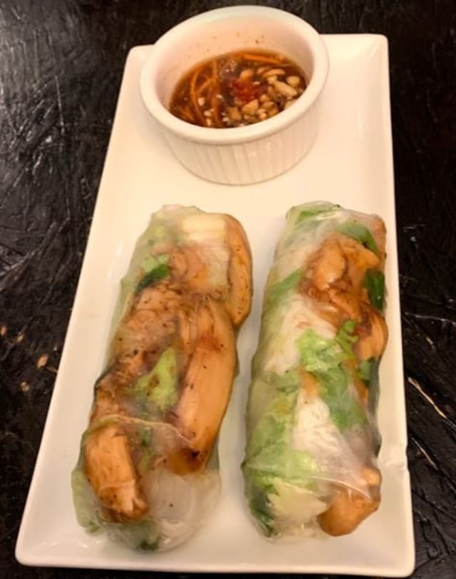 Sauteed Chicken Roll (2 Pieces).